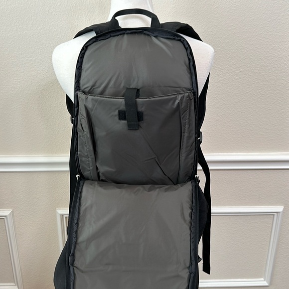 Spyder SHAKE BACKPACK - black - Picture 4 of 16